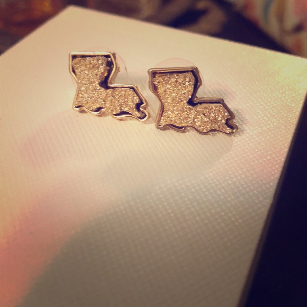 Glitzy And Gold LA earrings